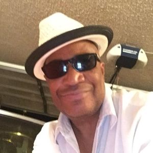 Meet your Posher, Bruce